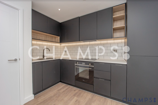 Flat for sale in Beaufort Square, London