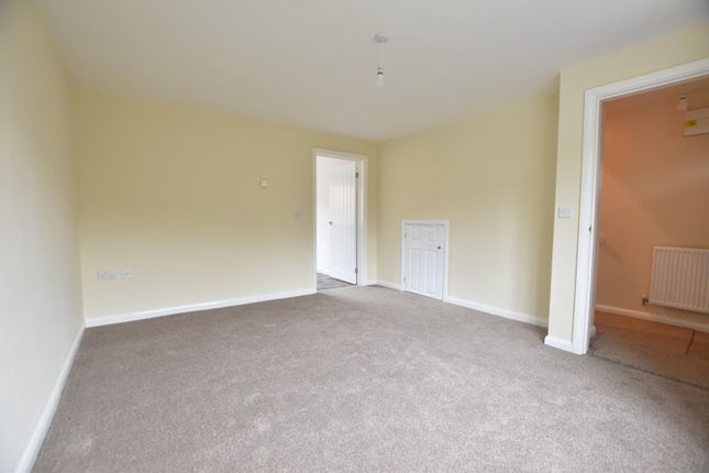 End terrace house for sale in Johnson Drive, Scunthorpe