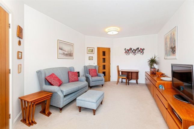 Flat 32, Elgar Place,, Bridge Avenue, Berkshire photo 3