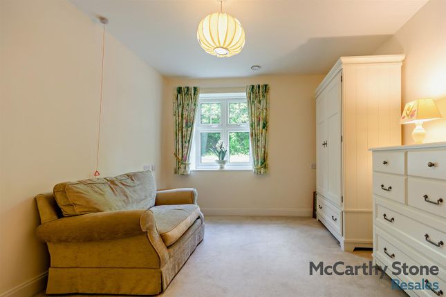 9 Rutherford House, Marple Lane, Gerrards Cross photo 4