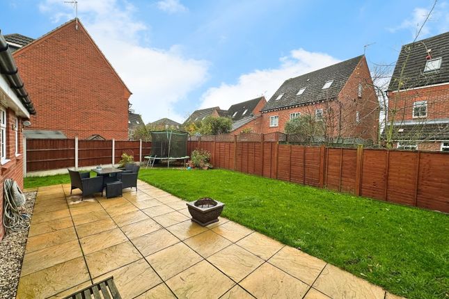 25, Navigation Drive, Leicester photo 2