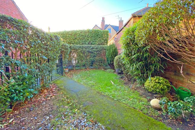 Flat 1a, 40 Leeds Road, Harrogate photo 4