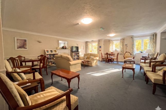 Flat 41, Popes Court, Luton photo 4