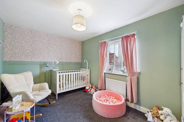 21, Manor Park Drive, Pontefract photo 5