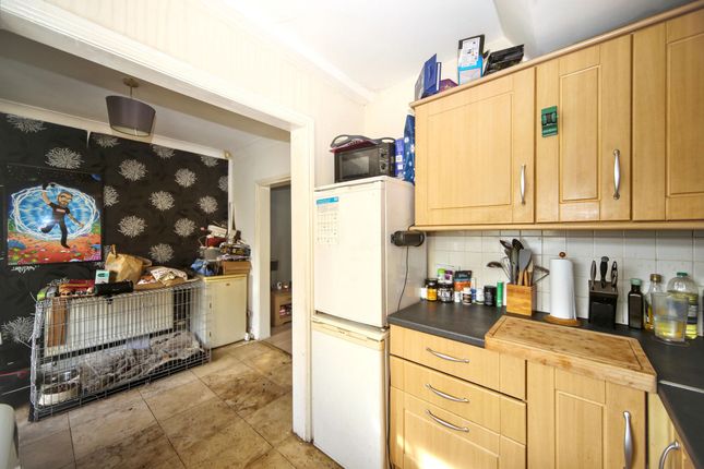 104 Beech Hill Lane, Wigan photo 4