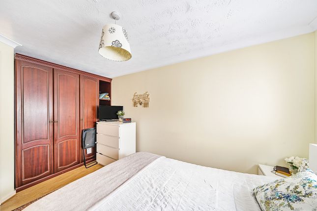 Flat for sale in Oban Court, Pentand Avenue, Edgware, Greater London.