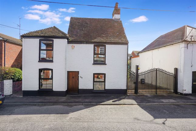 Cottage for sale in Forge House, High Street, Wouldham, Rochester