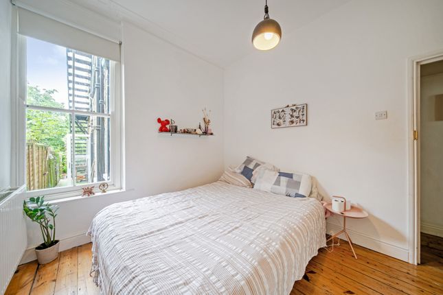 95A,, Talfourd Road, London photo 4