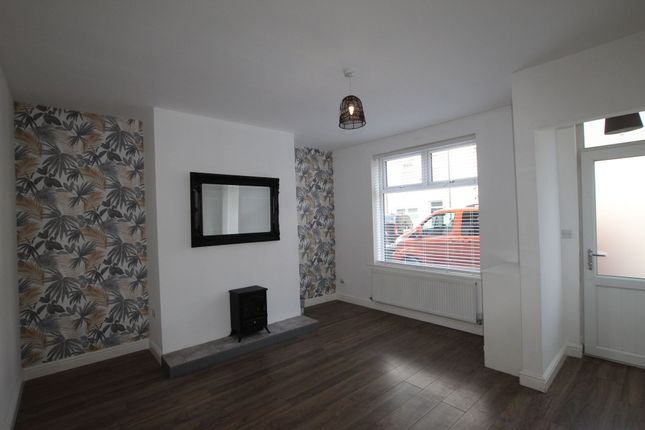 11 Claybank Street, Heywood photo 2