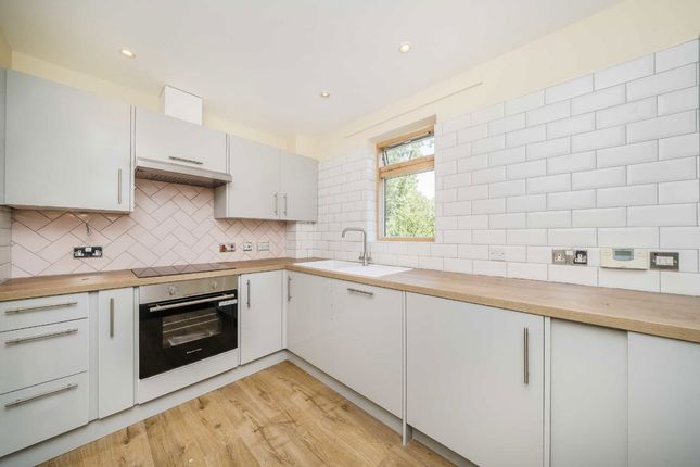 Flat 6, 63, Ormond Avenue, Hampton photo 2