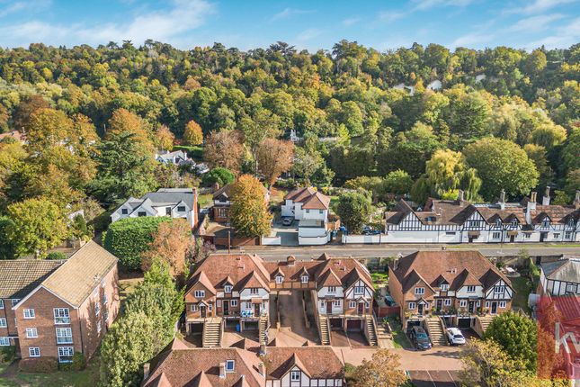 Lower Cookham Road, Maidenhead photo 2