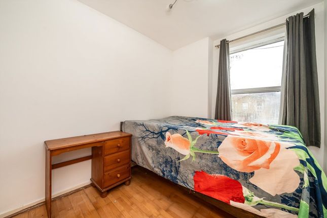 12, Clare Road, Hounslow photo 4