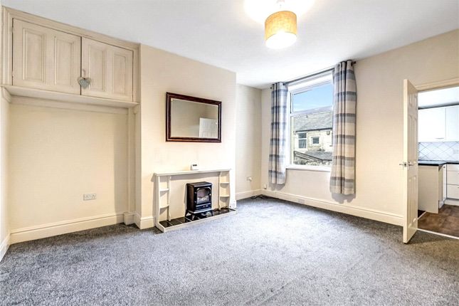 28, Wellington Street, Lancashire photo 2