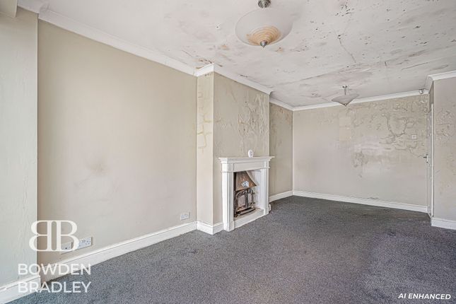 177 Mossford Lane, Barkingside photo 4