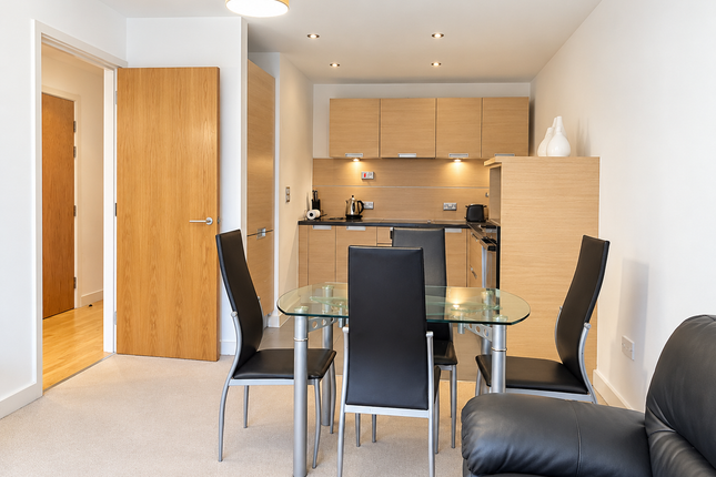Apartment 518, Manchester photo 5