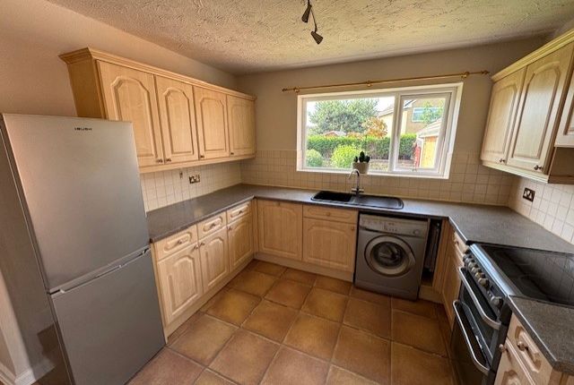 14, Elm Road, Pontefract photo 4