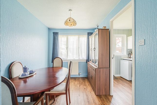 66, Upper Craigour, Edinburgh photo 4