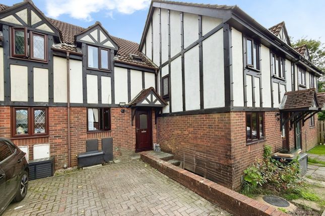 3, Chantry Court, Swansea photo 2