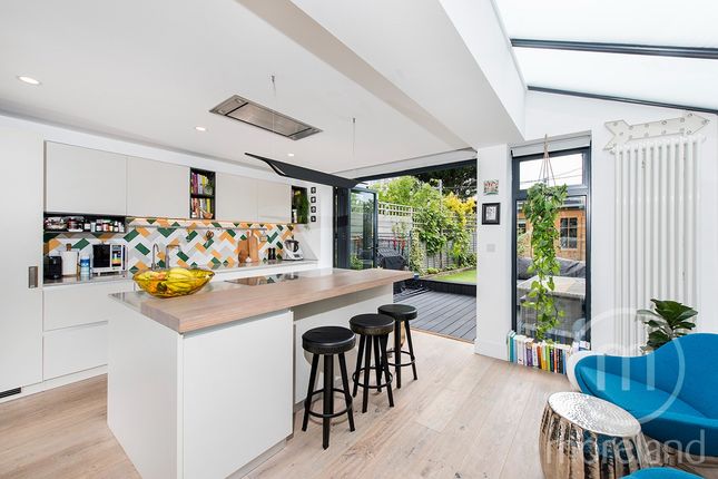 51, Crewys Road, London photo 4