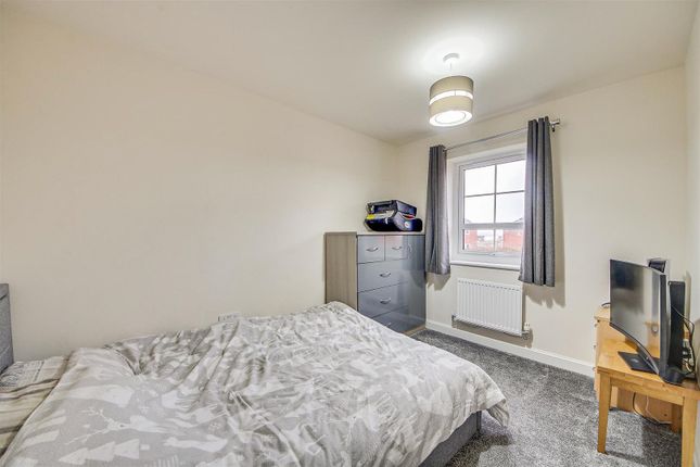 Terraced house for sale in Redwood Way, Southport