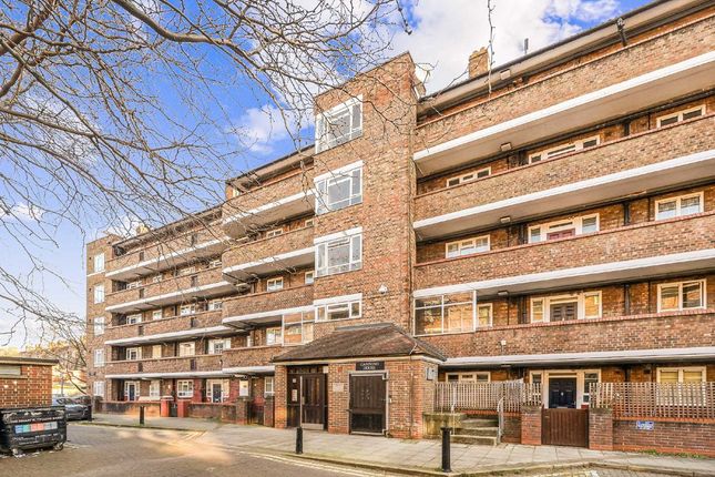 Flat for sale in Australia Road, London