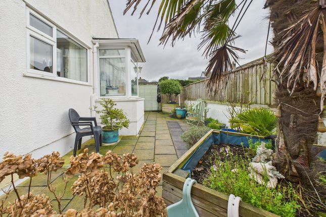 21, Bede Haven Close, Bude photo 3