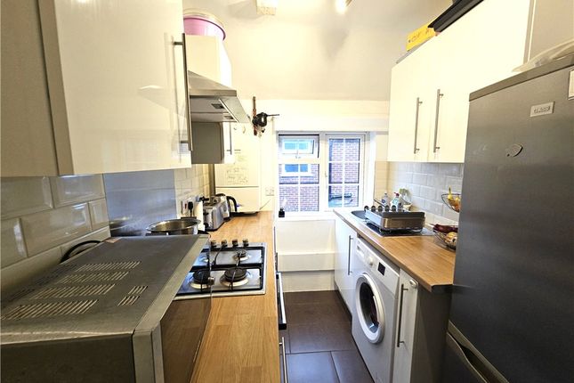 217, Coulsdon Road, Surrey photo 3