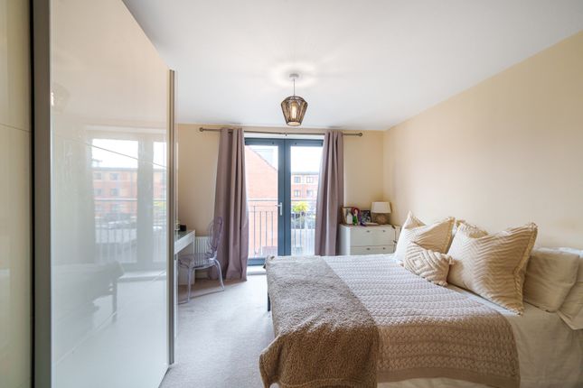 Flat for sale in Basin Road, Worcester