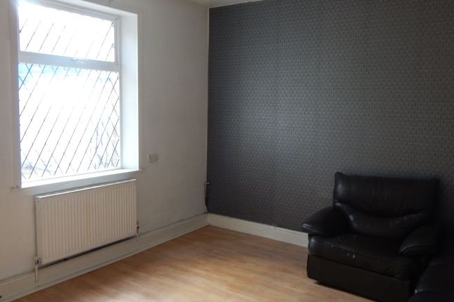 10 Battye Street, Dewsbury photo 5