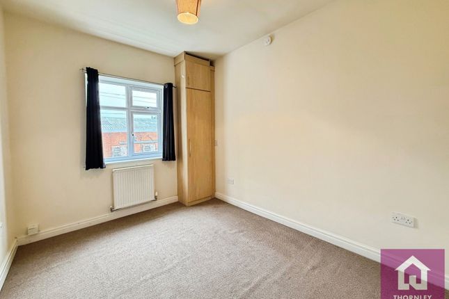 21A,, Heron Street, Swinton photo 3