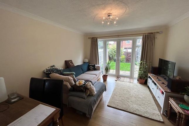 16, Montgomerie Drive, Guildford photo 5