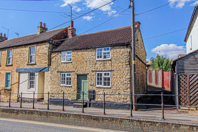 2-bed house on 106, High Street, Irthlingborough, £220,000