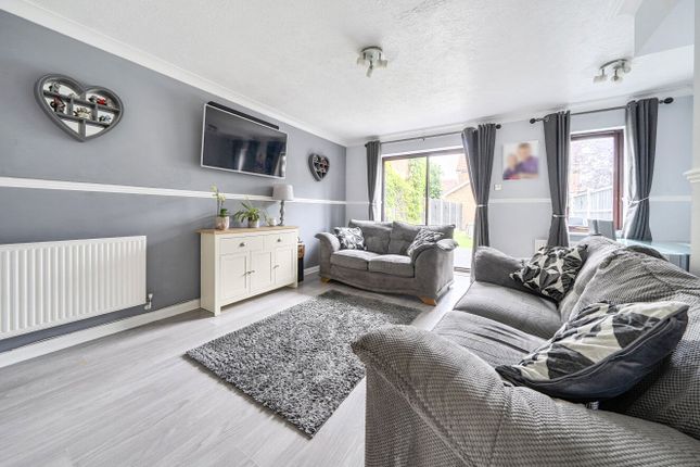 258, Frobisher Way, Southend-on-Sea photo 2