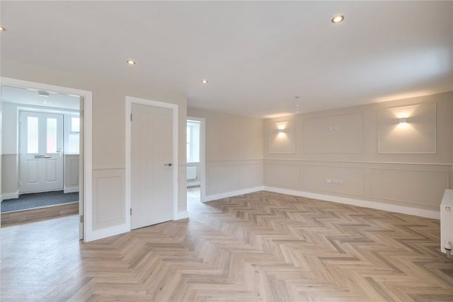 100A, Valley Road, West Yorkshire photo 3