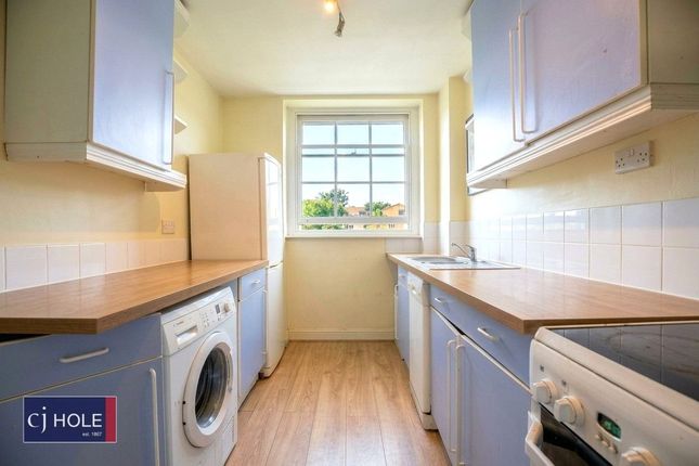 Top Floor Flat, 22, Caledonia Place, Bristol, City of photo 5