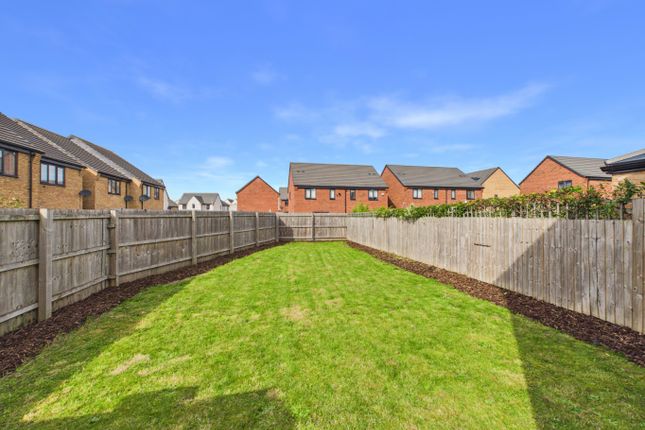 18 Gypsy Moth Lane, -, Kingston Upon Hull photo 2