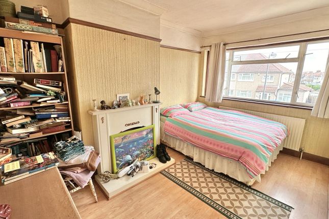 Semi-detached house for sale in Kingshill Drive, Harrow