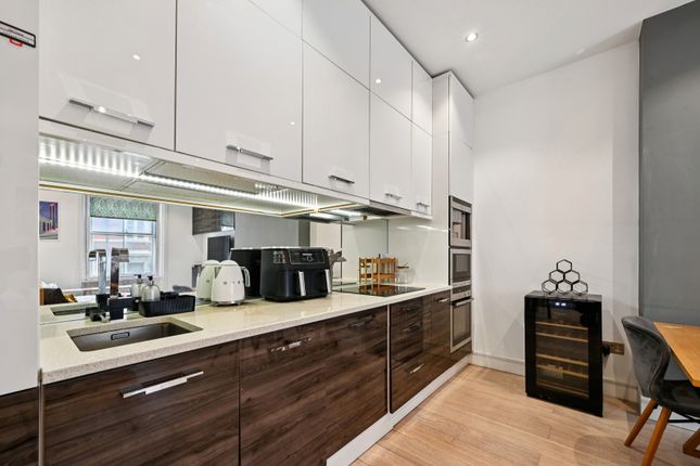 Flat B, 103, Gloucester Road, London photo 2
