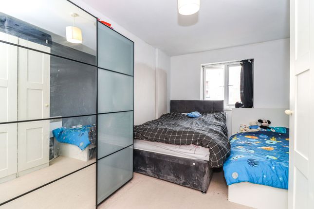 Flat 18, Rockwell Court The Gateway, Watford photo 5