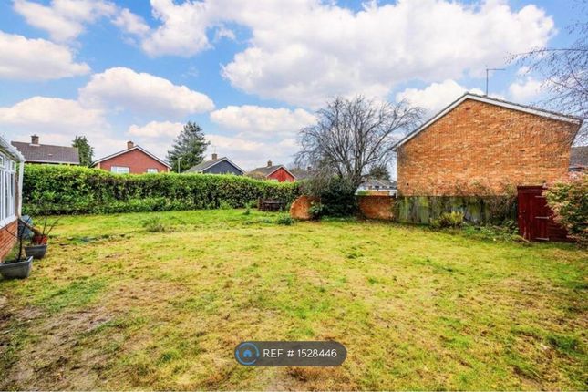 Detached house to rent in Woodgavil, Banstead