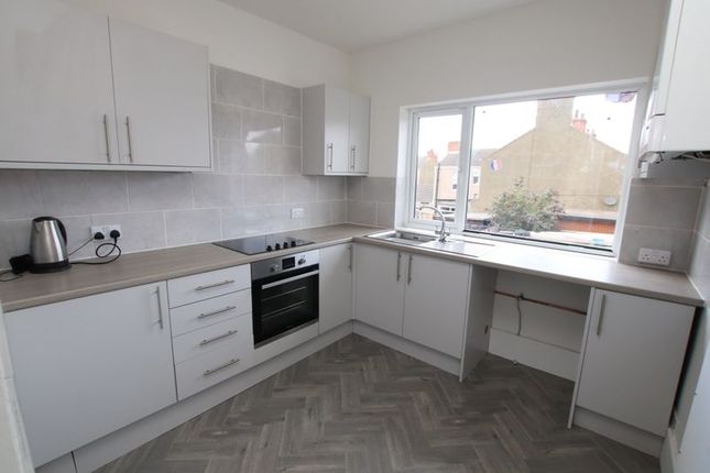 85/85A, Brereton Avenue, Cleethorpes photo 3