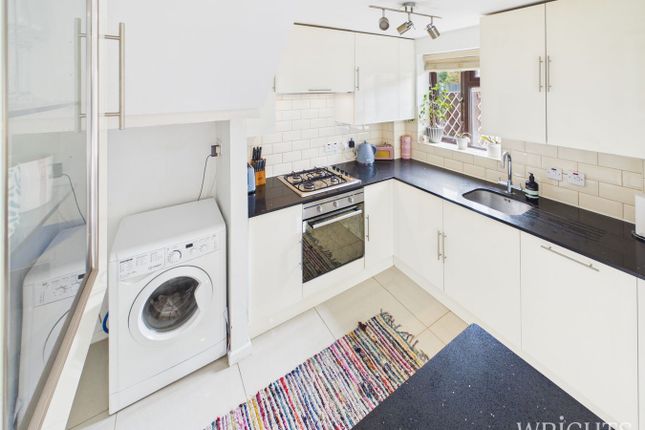 17, Duncan Close, WELWYN GARDEN CITY photo 4
