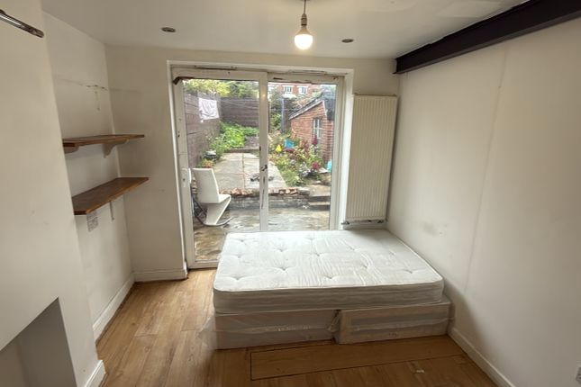 71, Carlyon Road, Wembley photo 2