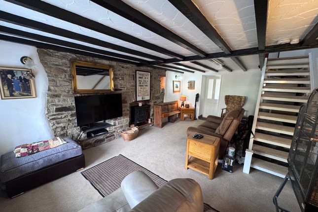 Crown Road, Bridgend photo 3