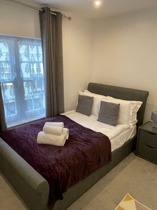 Thumbnail Mews house to rent in Montagu Mews West, London