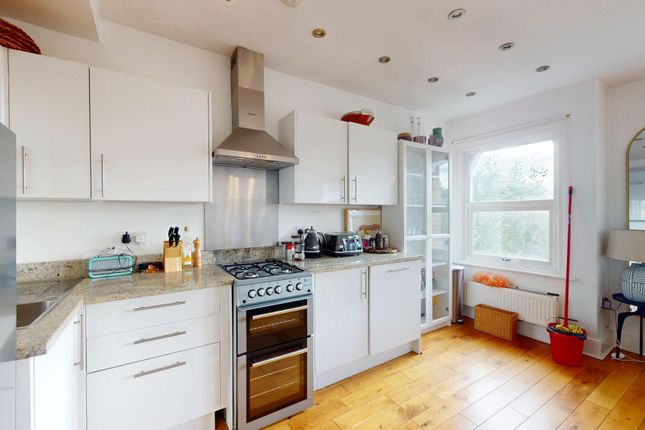 Oakhurst Grove, London photo 2