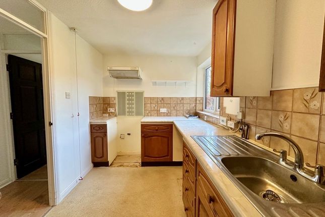 43, Old Mill Close, Dartford photo 3