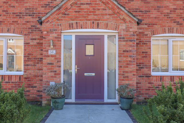 34 Pollywiggle Drive, Swaffham, Norfolk photo 3