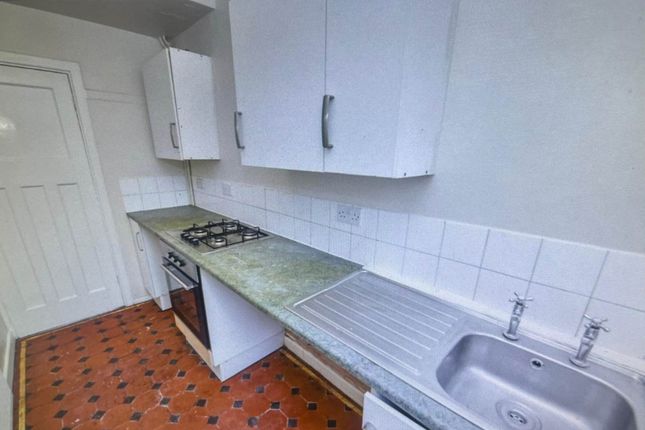 124, Standard Avenue, Coventry photo 3