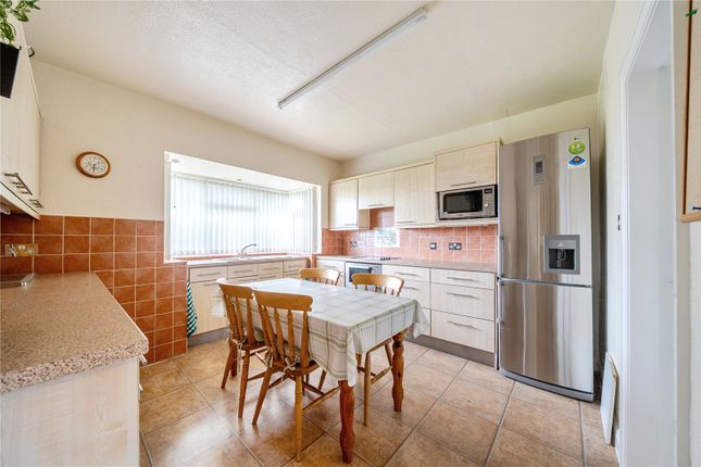 12, Leeds Road, Leeds photo 3